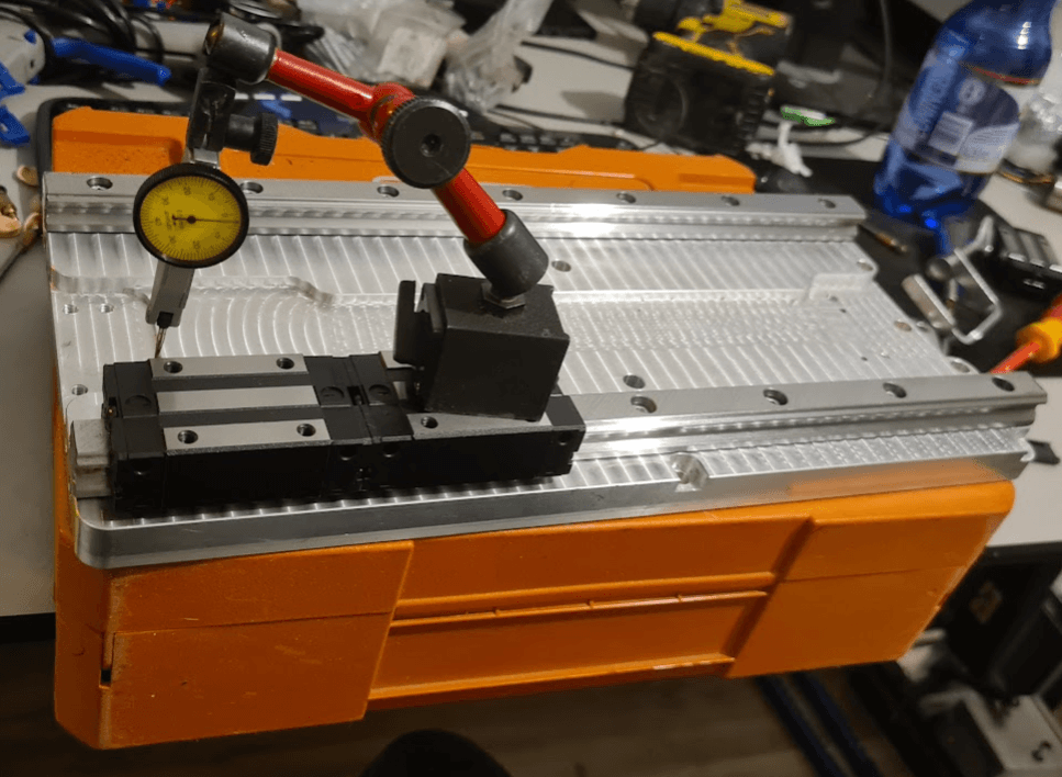 image de routeur cnc bricolage à axe z robuste