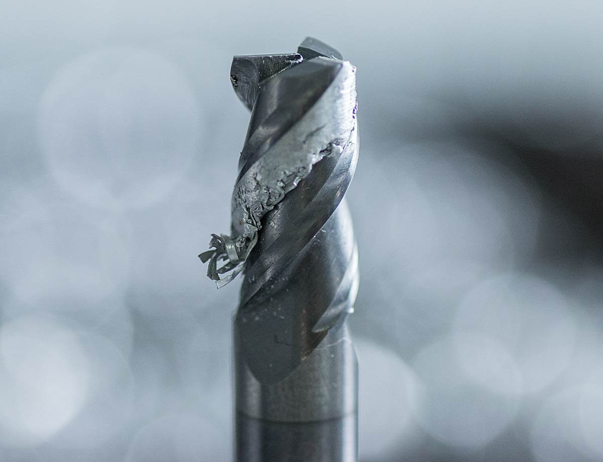 Comparison of endmill coatings for milling aluminum, including Platit Naco-Blue, PCD, and DLC coatings